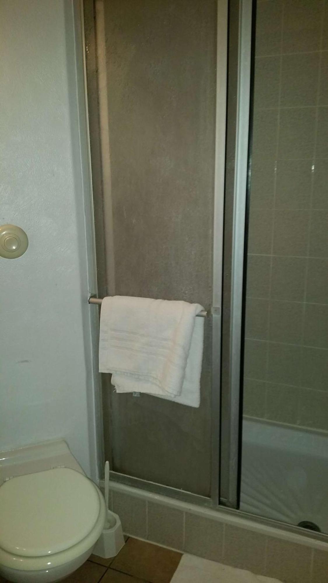 Brit Hotel 萨尔格米纳 外观 照片